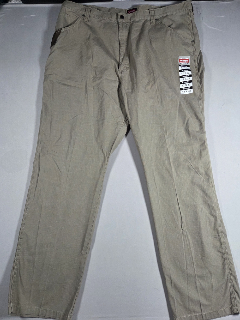 HWrangler Men's Technician Khaki Chino Work Pants Size 42x32 New